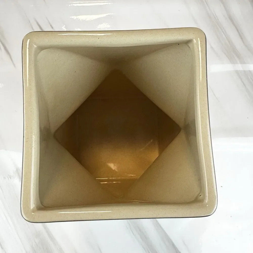GeoMetric Triangle 4
